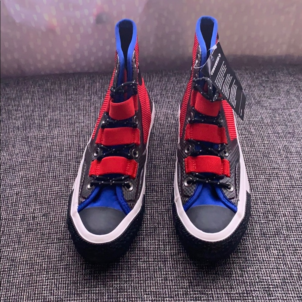 New in box Converse all star chuck 70 tech hiker